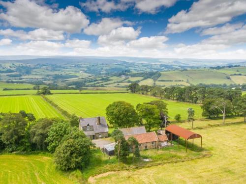 westonby lodge from above